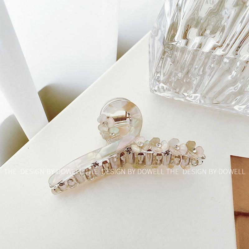 Stylish Korean Acetate Hair Clip With Charming Floral Design For Elegant Updos