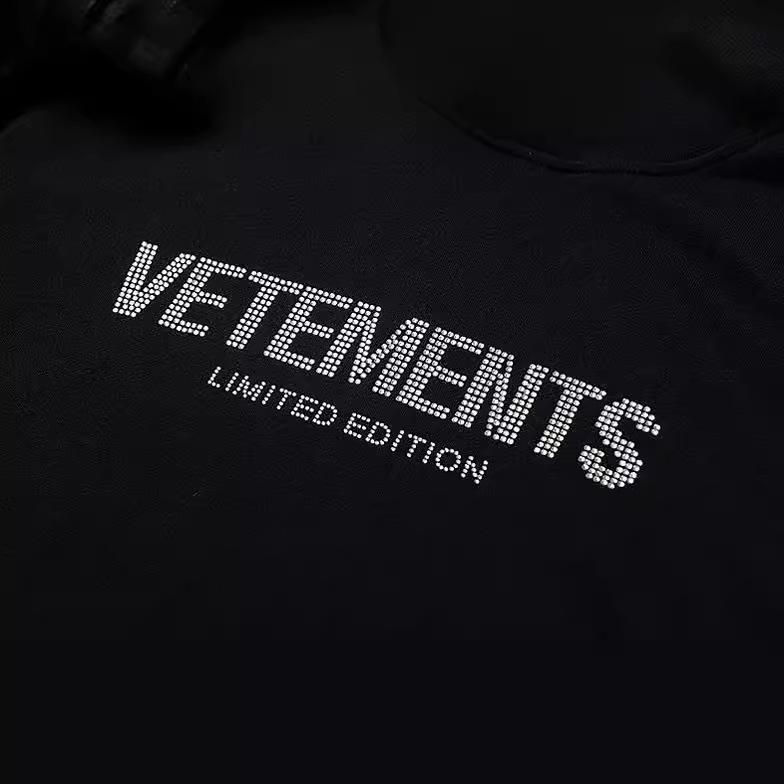 Bluza z kapturem z literami z dżetów 2023: Modny unisex luźny kaptur