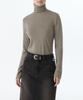MUSINSA STANDARD WOMAN [Heat Standard] Women'S Fleece-Lined Slim Turtleneck Long Sleeve T-Shirt [Taupe]