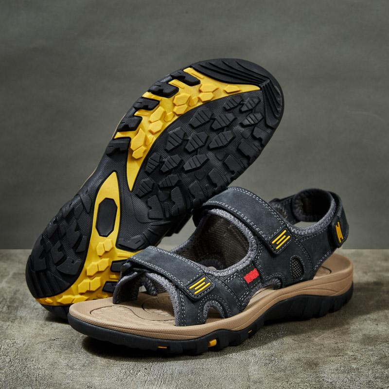 Sandálias de couro de praia de casal de alta qualidade sapatos casuais de verão masculinos confortáveis ​​sandálias à prova d'água para mulheres sapatos ao ar livre