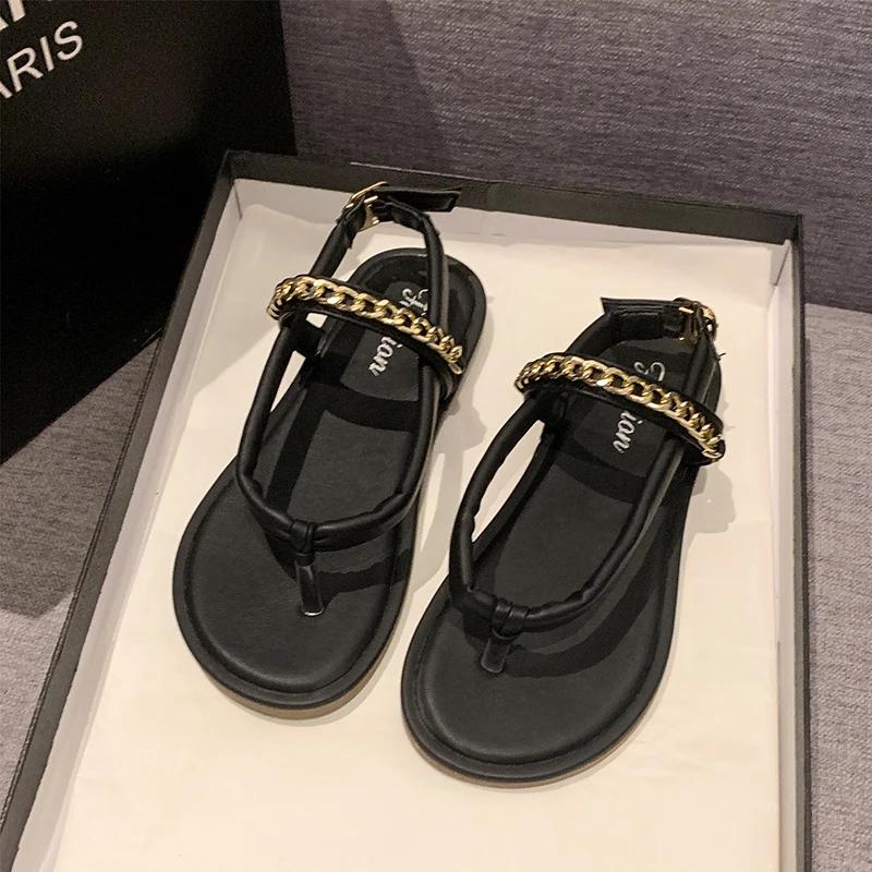 

Мода 2024 года. Женская обувь. Трендовая женская обувь. Новая мода. Женские тапочки с металлической цепочкой. Летние повседневные пляжные шлепанцы для женщин. 35