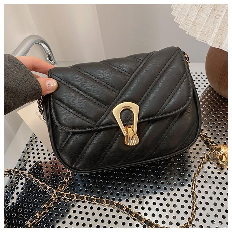 2024 New Women's Crossbody Bag Street Fashion Shoulder Bag Casual Trendy Purse Stylish Chain Bag
