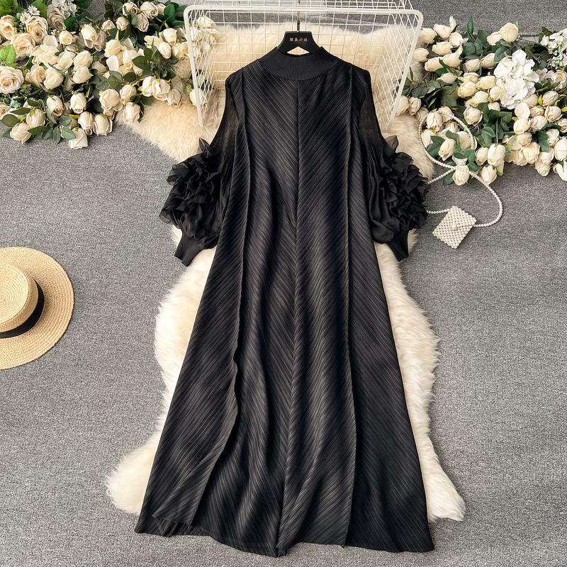 

Age Reduction Elegant Loose Slim Looking Draping Effect Dress Black All yards