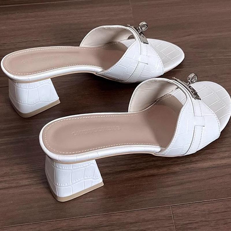 

2025 summer new small gold buckle Korean version of high-heeled sandals for women s summer wear French thick heel soft sole one-word sandals 35