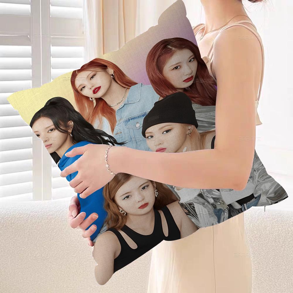 J-YP I-itzy Girls 45*45cm Cushion Cover Pillow Cover Decor Pillowcase Home Pillowcase For Couch Pillow