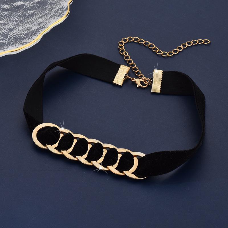 Geometric Style Womens Hip Hop Circle Choker Necklace For Fashion Casual Wear