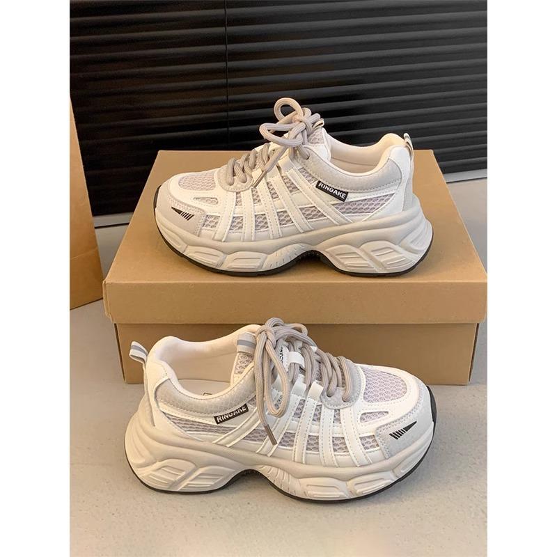 

European station shows feet, small platform dad shoes, women s spring and autumn fried street increases 2025 new Korean casual sports shoes 40