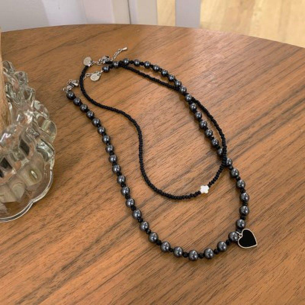 [Self-made] Clover Mother-of-Pearl Black Matte Bead Choker Necklace