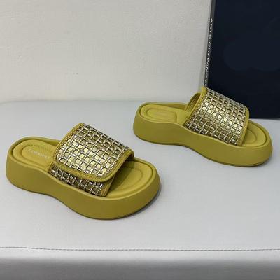 Mode Flats Plateau Damen Hausschuhe Freizeitschuhe Designer Gemütliche Schuhe Damen Sandalen 2025 Sommer Strand Flip Flops Trend Damen Zapatos