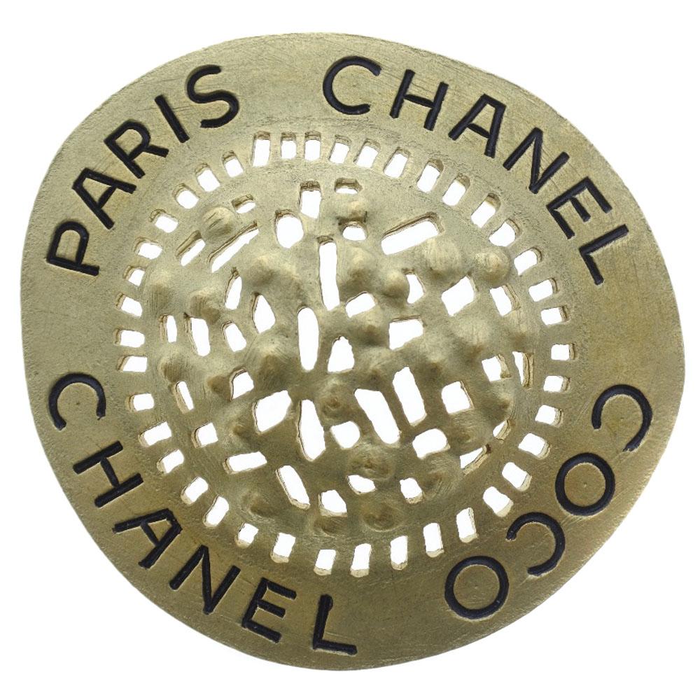 

CHANEL hat motif Brooch gold Plated Gold 31.2g Women Used