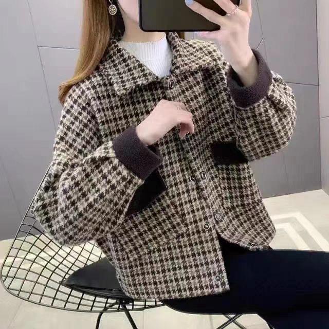 Women's Autumn 2025 Fleece-Lined Wool Jacket: Korean & British Style, Loose Fit, Slimming, Casual Blazer.