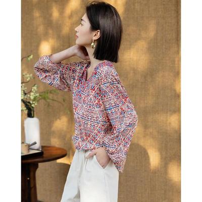 Women's Lightweight V-Neck Long Sleeve Printed Blouse