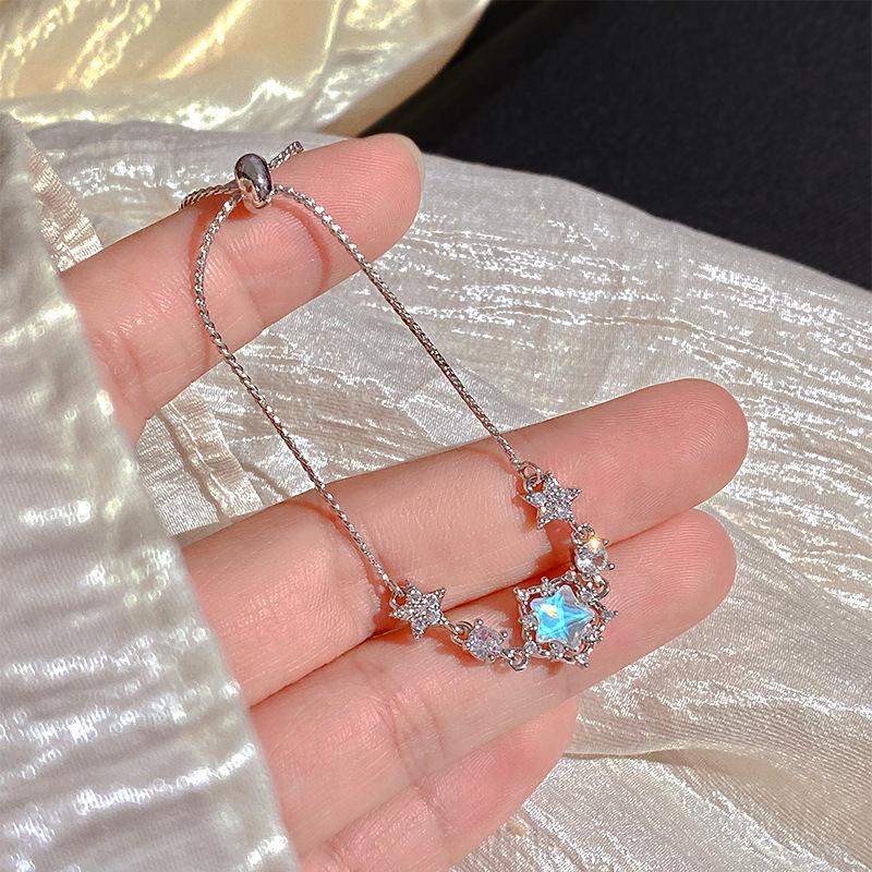 Elegant Zircon Bracelet for Women - High-End, Shiny, Versatile, and Trendy Cold Style Bangle