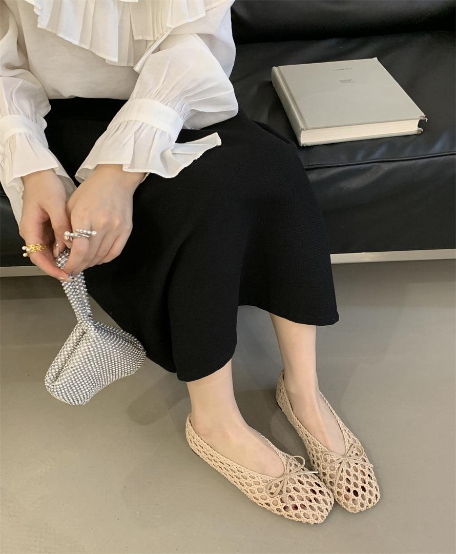 

Hollow hand-woven sandals women s word with flat shoes shallow mouth Mary Jane single shoes 39 абрикосовый