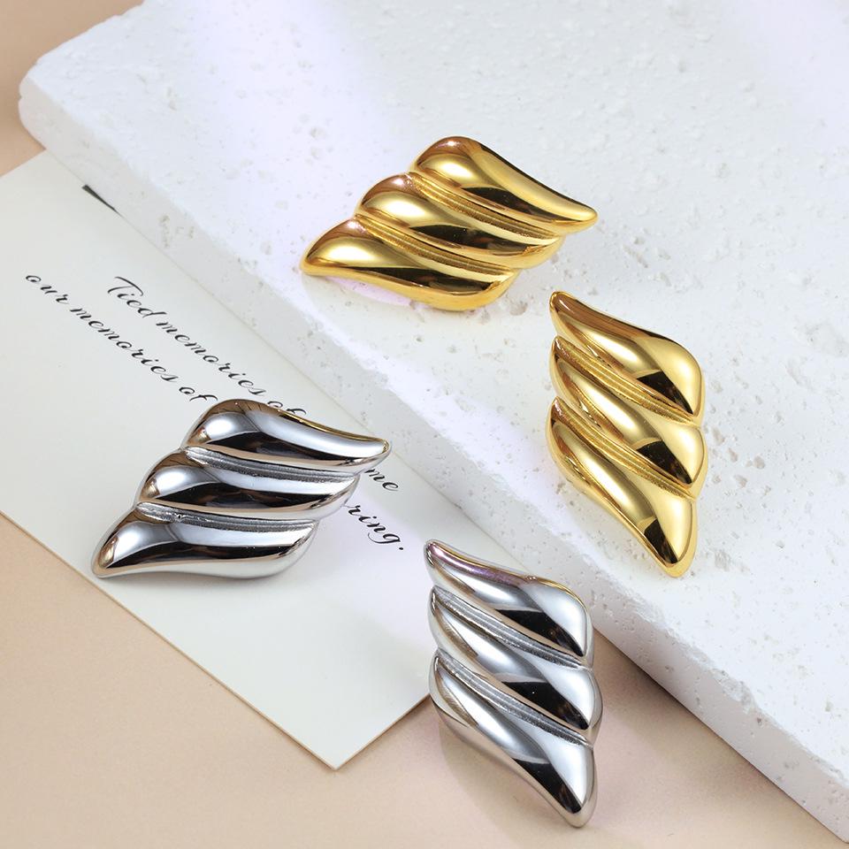 2024 European Style Gold Plated Stainless Steel Wing Earrings