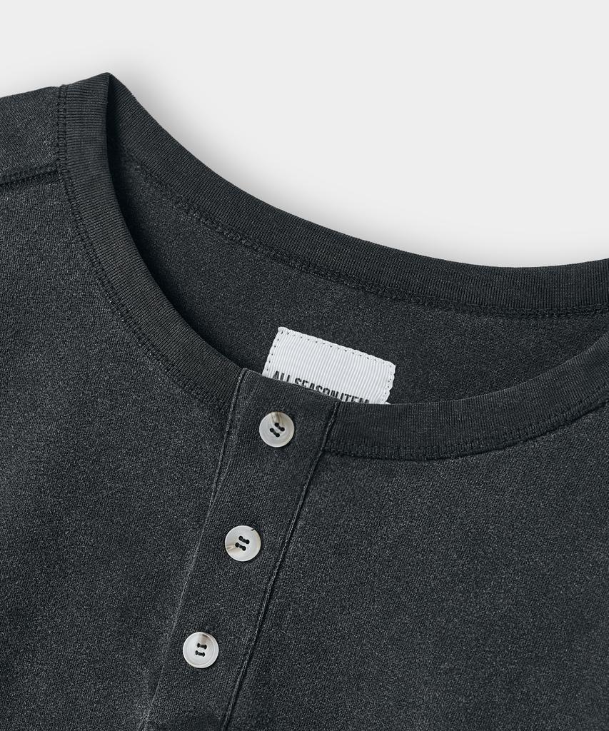 Dimiteulibeullaeg Four Seasons Essentials Henley Neck Long Sleeve T-Shirt_Pigment Charcoal
