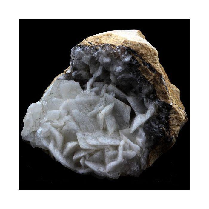 Pierres et Minéraux. Calcite. 622.0 ct. Lamalou-les-Bains, Hérault, France..