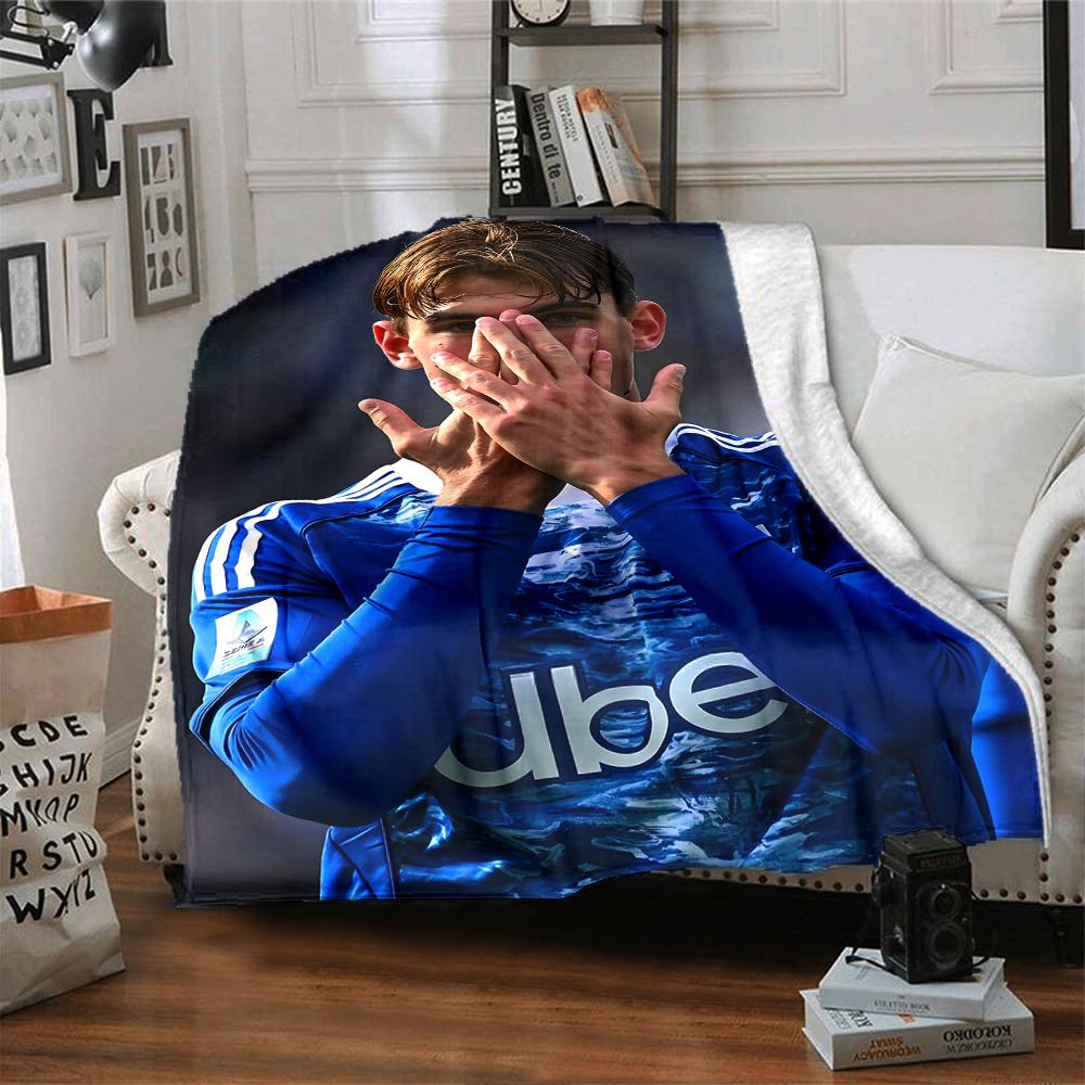 Dynamic Football Team Poster Blankets Flannel Printed Breathable Warm Throw Blanket for Home Office Bedspreads 0708a57