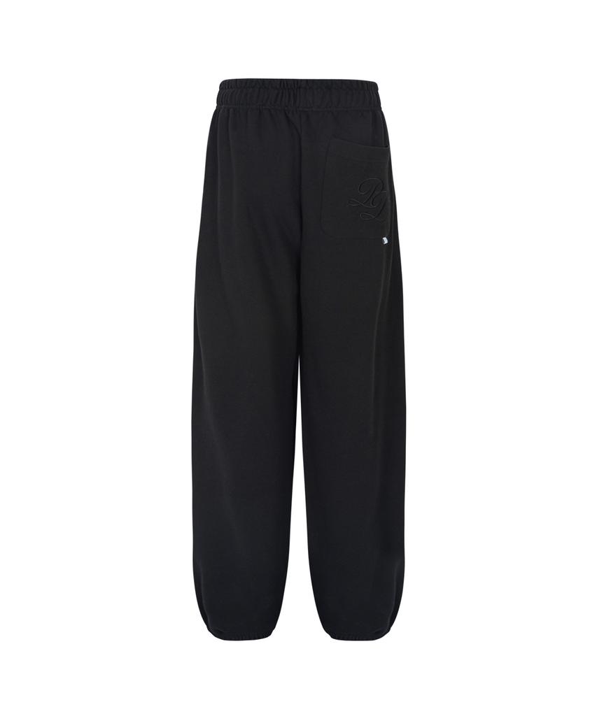Peullijeunopallou New Hailey Jogger (Black)