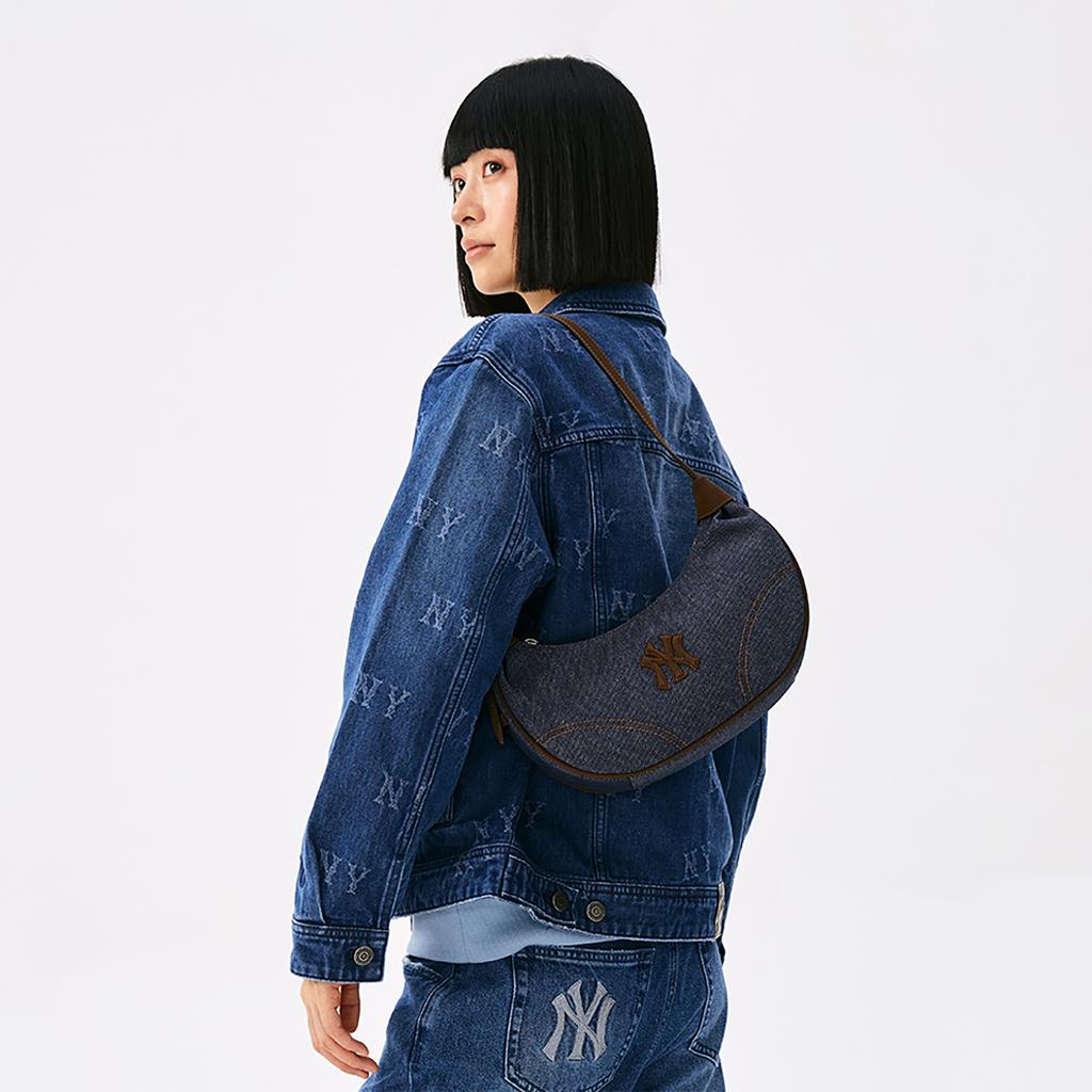 MLB New York Yankees FW25 Vintage Denim Minimalist Commuter Adjustable Shoulder Bag Unisex Bags Indigo 3ABQMV35N-50INS