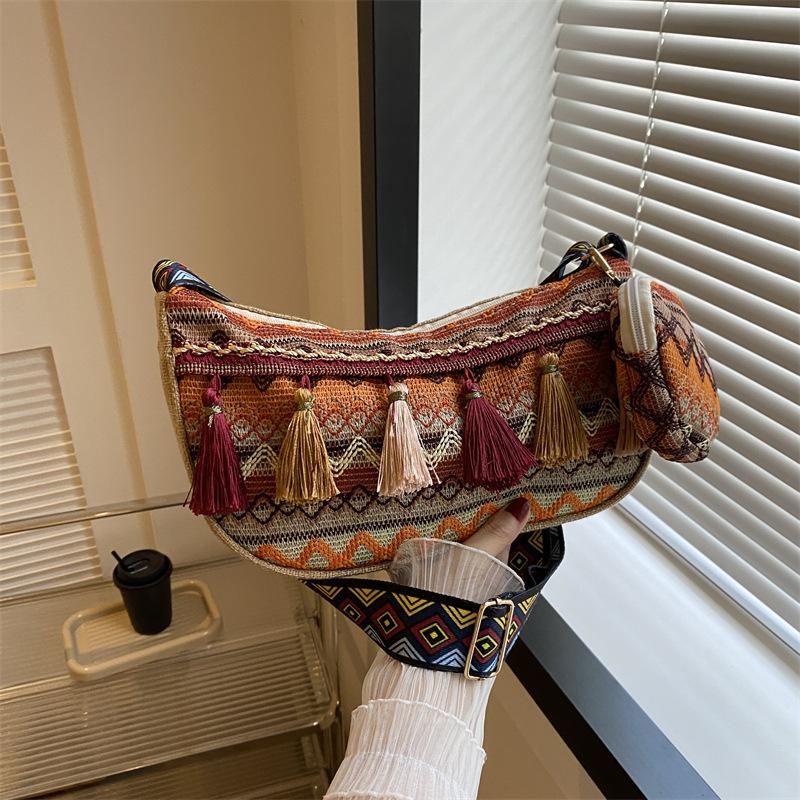 Premium textured women's bag double-sided new fringed woven messenger bag versatile wide shoulder strap women's shoulder bag