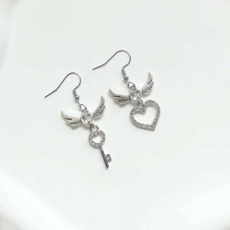 Japanese Sweet Rhinestone Heart and Angel Wings Earrings