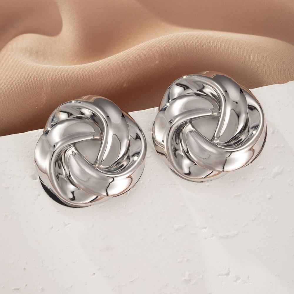 Gold Exquisite And Silver Plated Alloy Geometric Earrings Trendy Style Spring