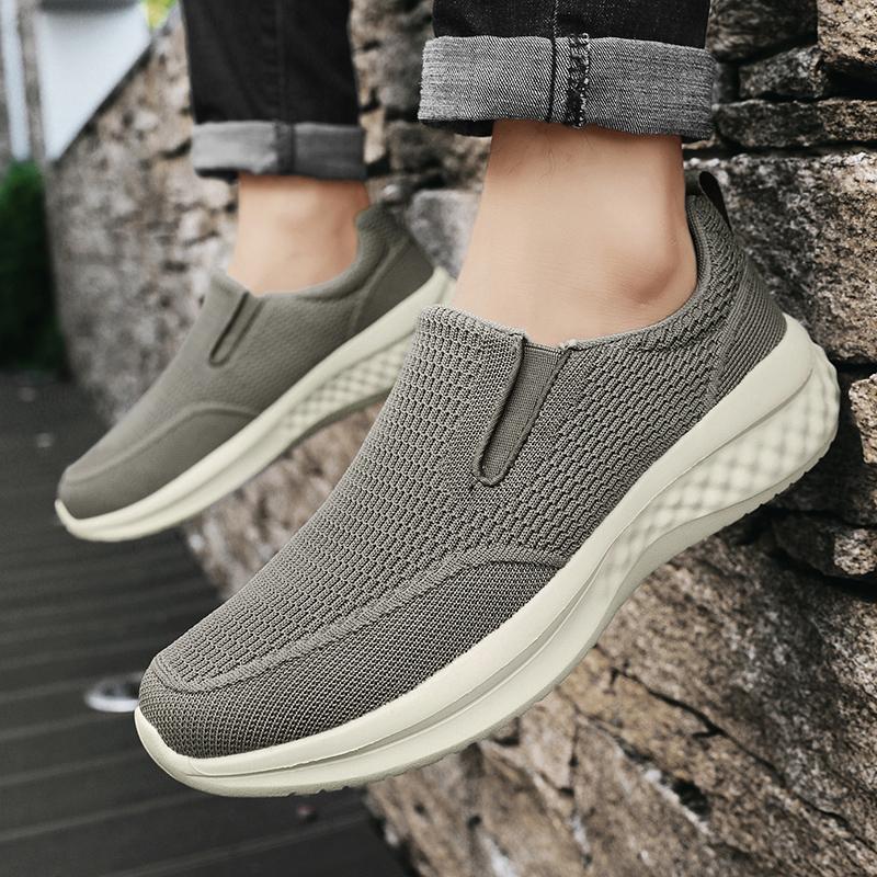 Fashion Men's Breathable Sports Casual Shoes Mesh Upper Soft Bottom Dad Store Mid-Aged And Elderly Walking Shoes Low Heel Slip-On