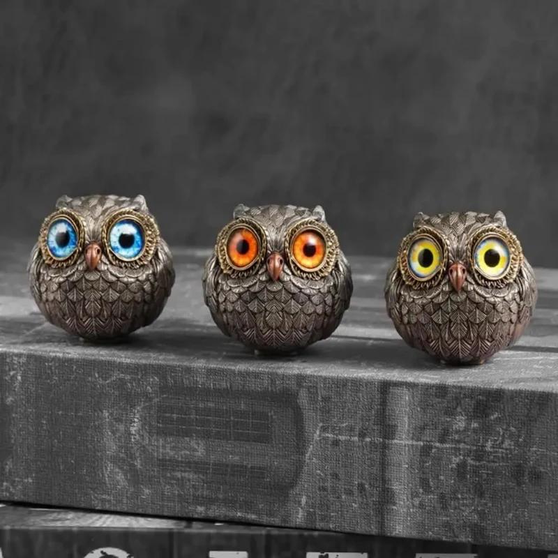 A Top Quality Room Decor Vintage Miniature Owl Guardian Statue Resin Bird Figurine, Home Decor, Gift for Owl Lovers, Perfect