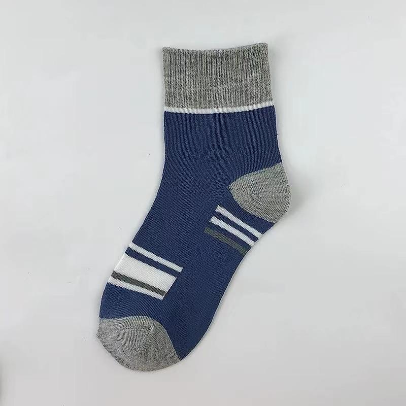 Men's Spring and Autumn Striped Sports Sports Sweat Absorber Deodorant Socks
