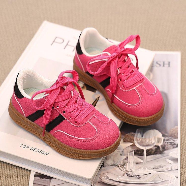 

Girls German training shoes autumn 2025 autumn new popular matte children s casual board shoes soft-soled boys sports shoes 36 розы красного