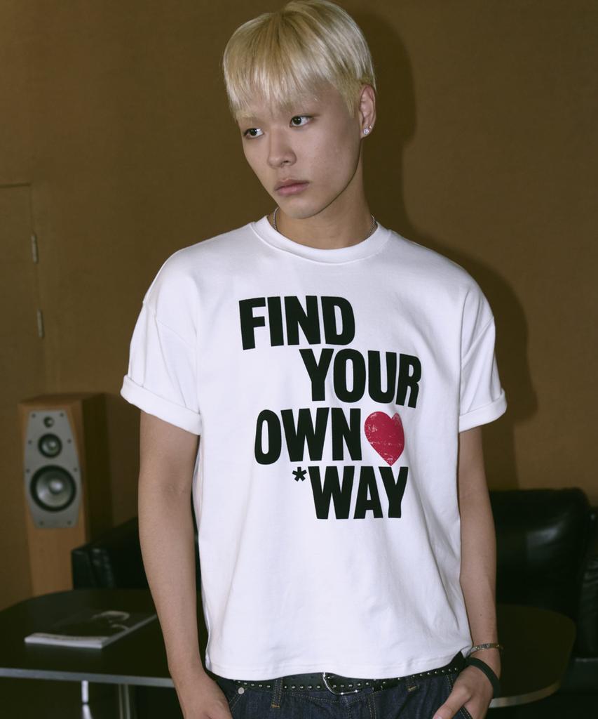 Eontaiteulseoul Untitled Wayfinder Crop Short Sleeve White