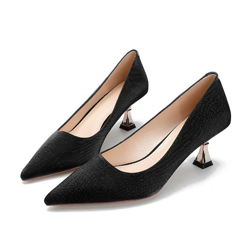 Zapatos individuales de tacón alto de temperamento de boca poco profunda estilo hada francés, versión coreana, punta afilada, tacón fino, para mujer, sencillos, profesionales, para ir al trabajo