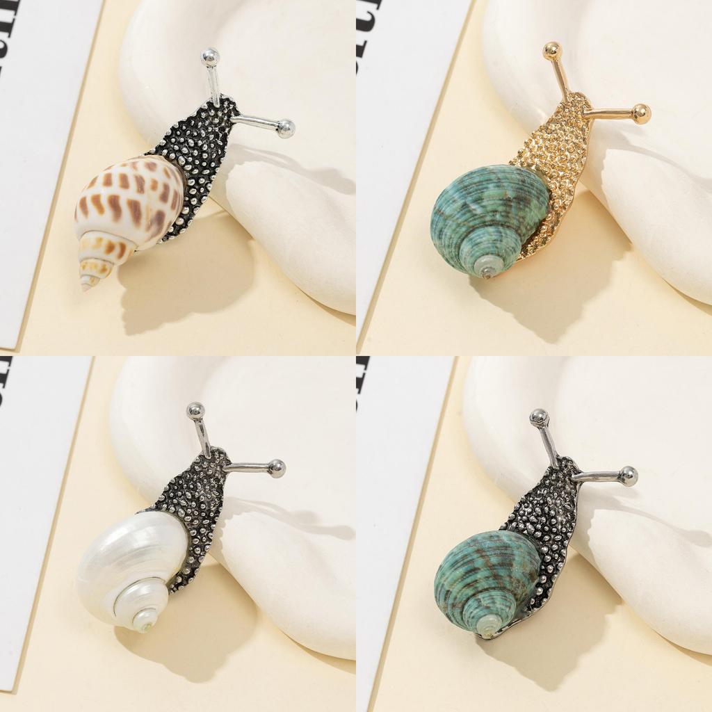 Shell Snail Brooch Pendant With Gold Plating For Vintage Jewelry Enthusiasts