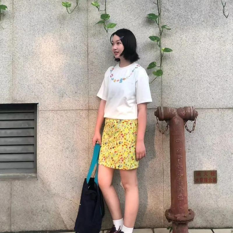 Retro Printed Short-sleeved T-shirt for Women Summer Loose and Versatile White Top