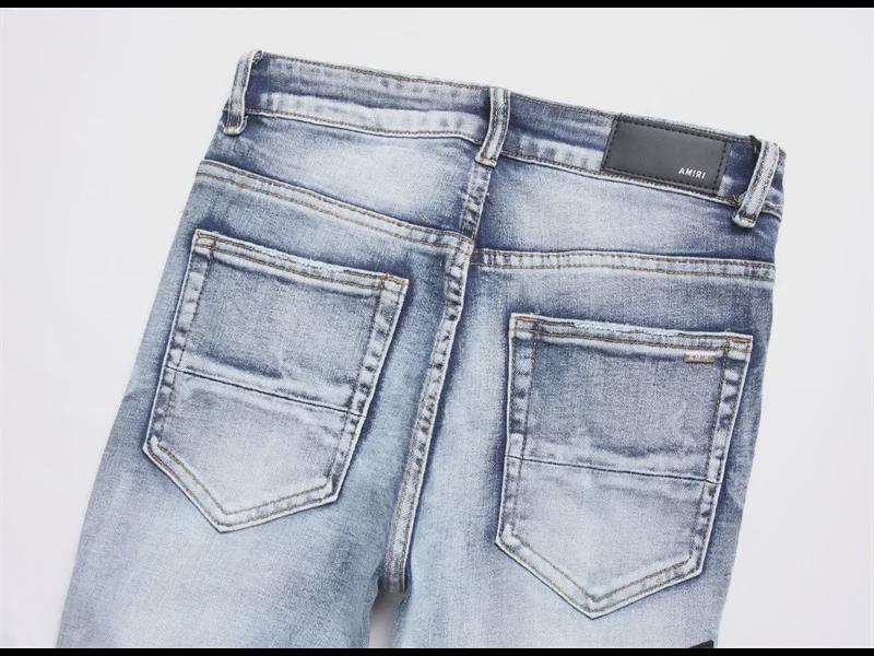Men's Washed Blue Embroidered Patch Straight Jeans