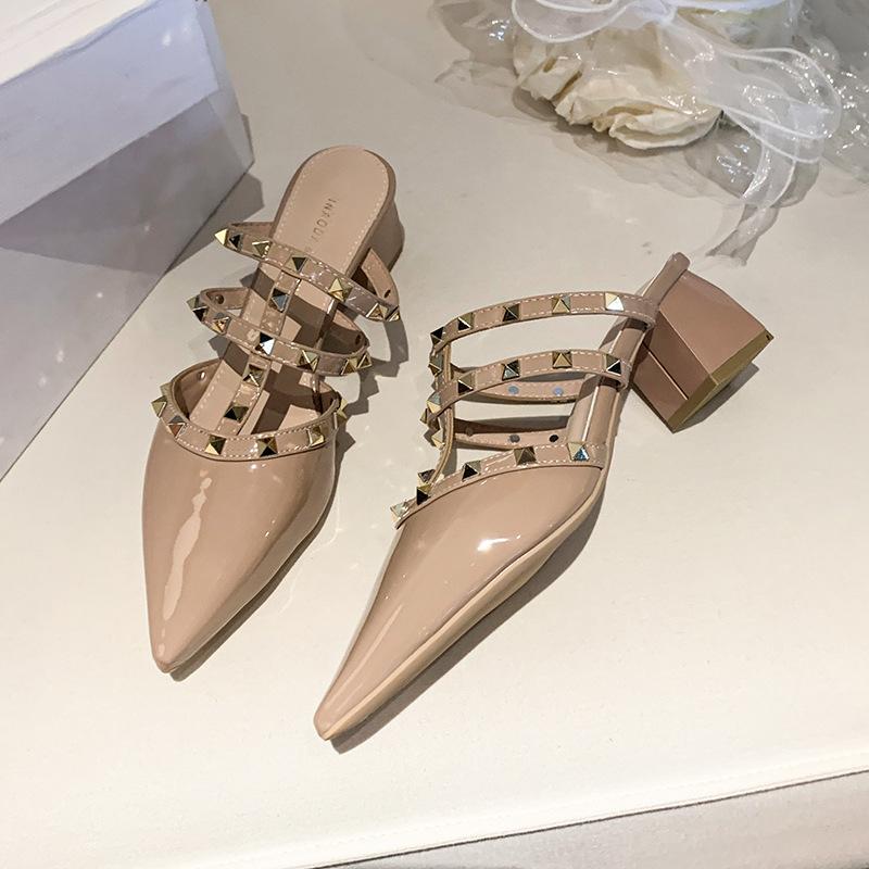 

Rivet high heels women s summer new middle heel slippers women s thick heel pointed head patent leather bag head drag outer wear super fire half drag 42 телесный