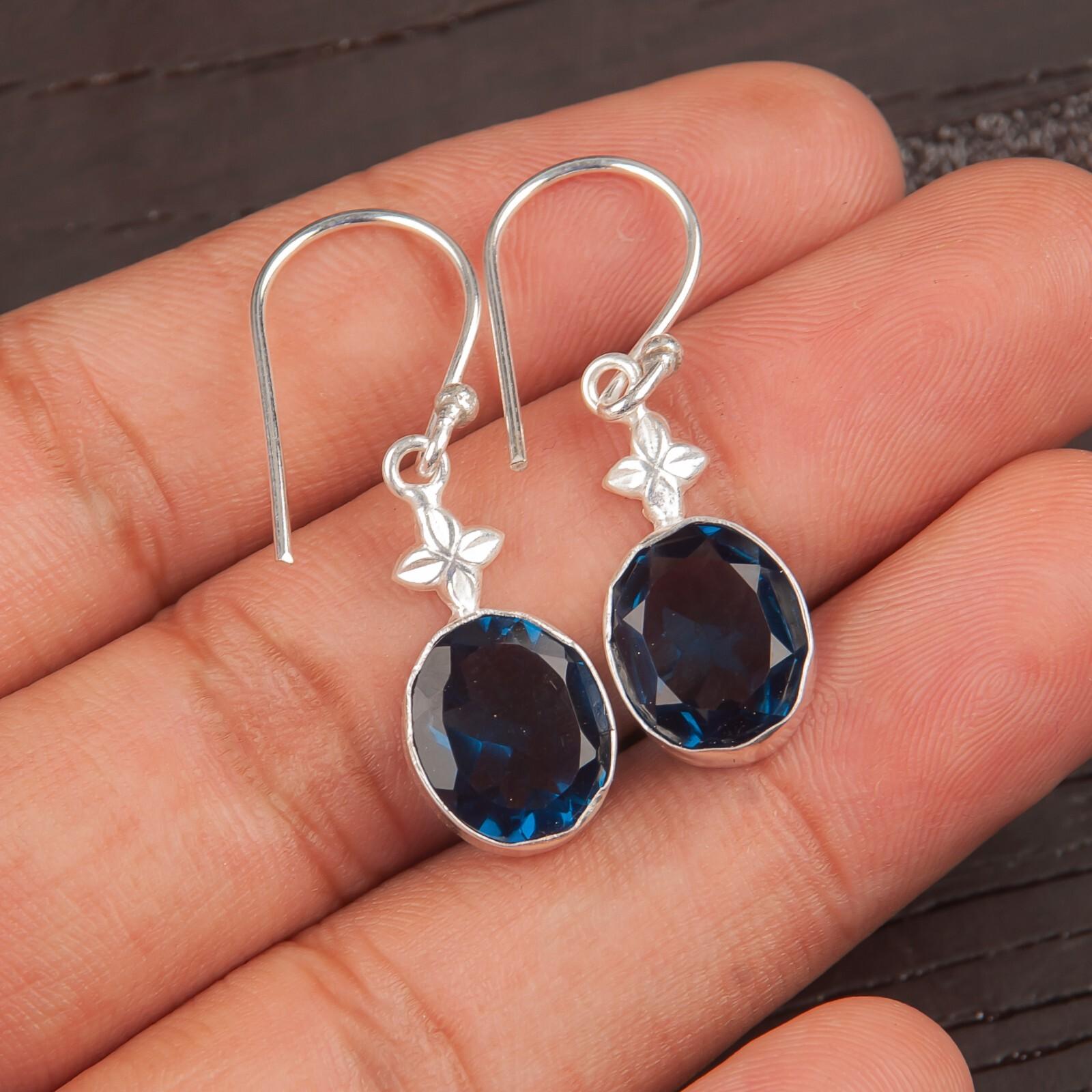 

Rare London Blue Topaz Gemstone 925 Sterling Silver Jewelry Hook Earrings 1.30 EE-6-3