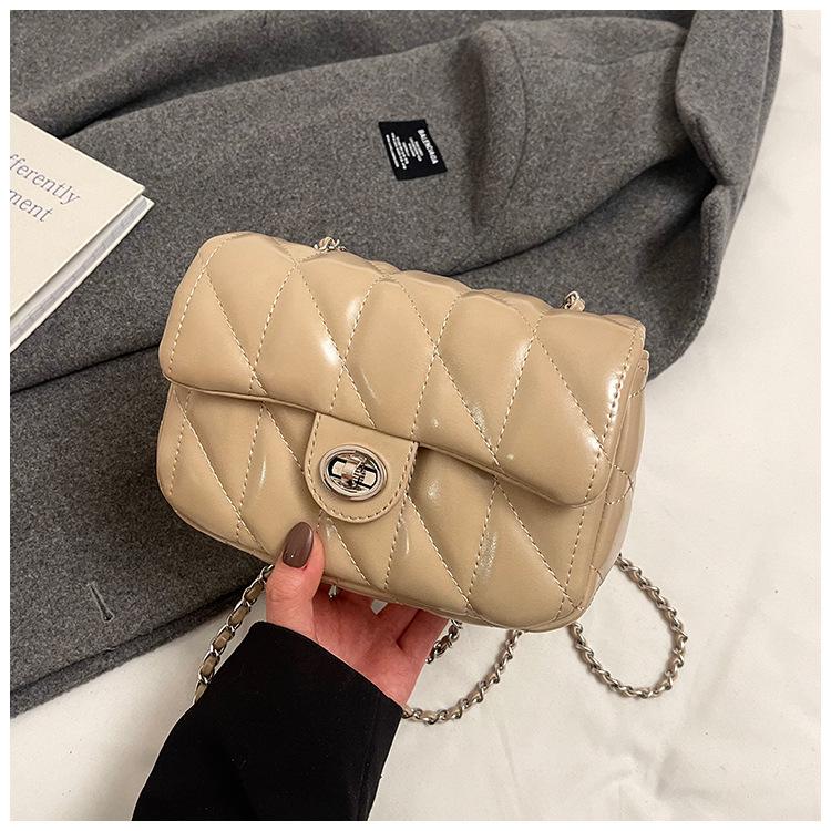 

Xiaoxiangfeng women s bag, this year s new spring chain shoulder messenger bag fashion trend small square bag diamond хакі