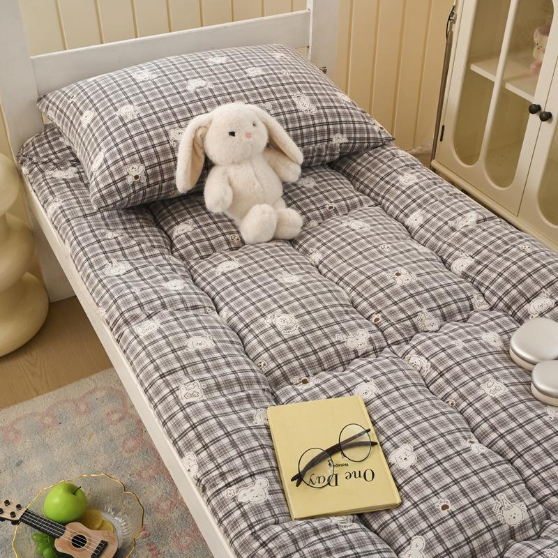 Thickened Soybean Cotton Mattress Pad for