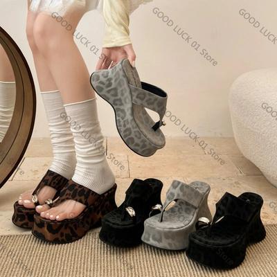 Mode 2025 Été Compensées à Plateforme Femme Tongs à Pince Mode Semelle Épaisse Talons Hauts Soirée Chaussures à Enfiler