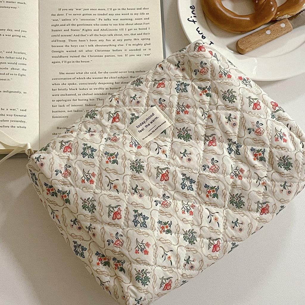 Retro Large Capacity Women's Floral Storage Bag Portable Ladies Travel Cosmetic Bags Female Flower Makeup Cases Clutch Purse