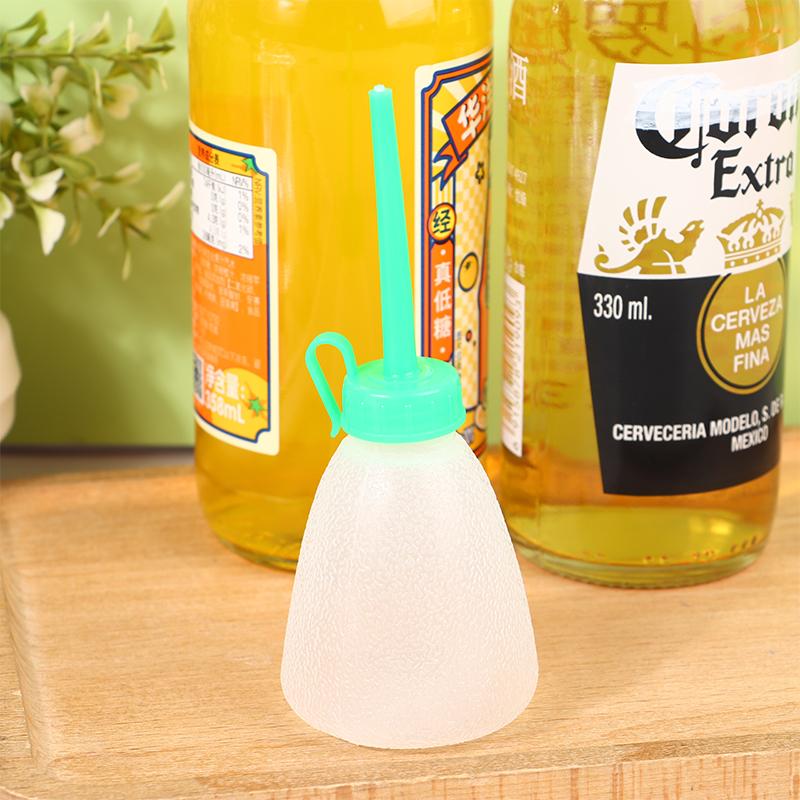 1Pc Oil Liquid Can Pump Oiler 60Ml Plastic Bottle For Old-Fashioned Household Industrial Flat Lockstitch Sewing Machine