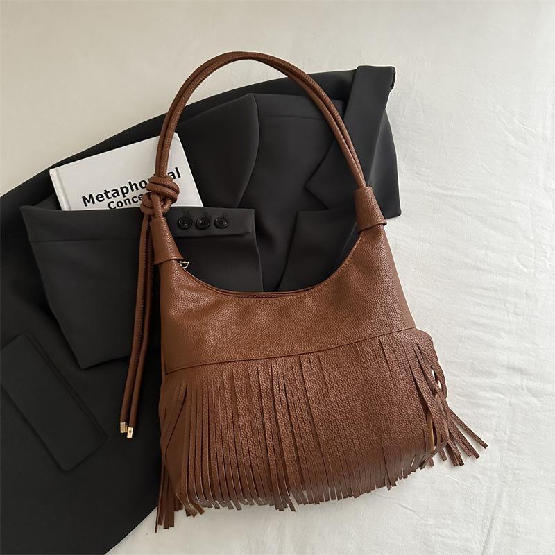 Vintage Tassel Shoulder Bag For Women Daily Used  Soft PU Leather Versatile Crossbody Bags Ladies Casual Handbag