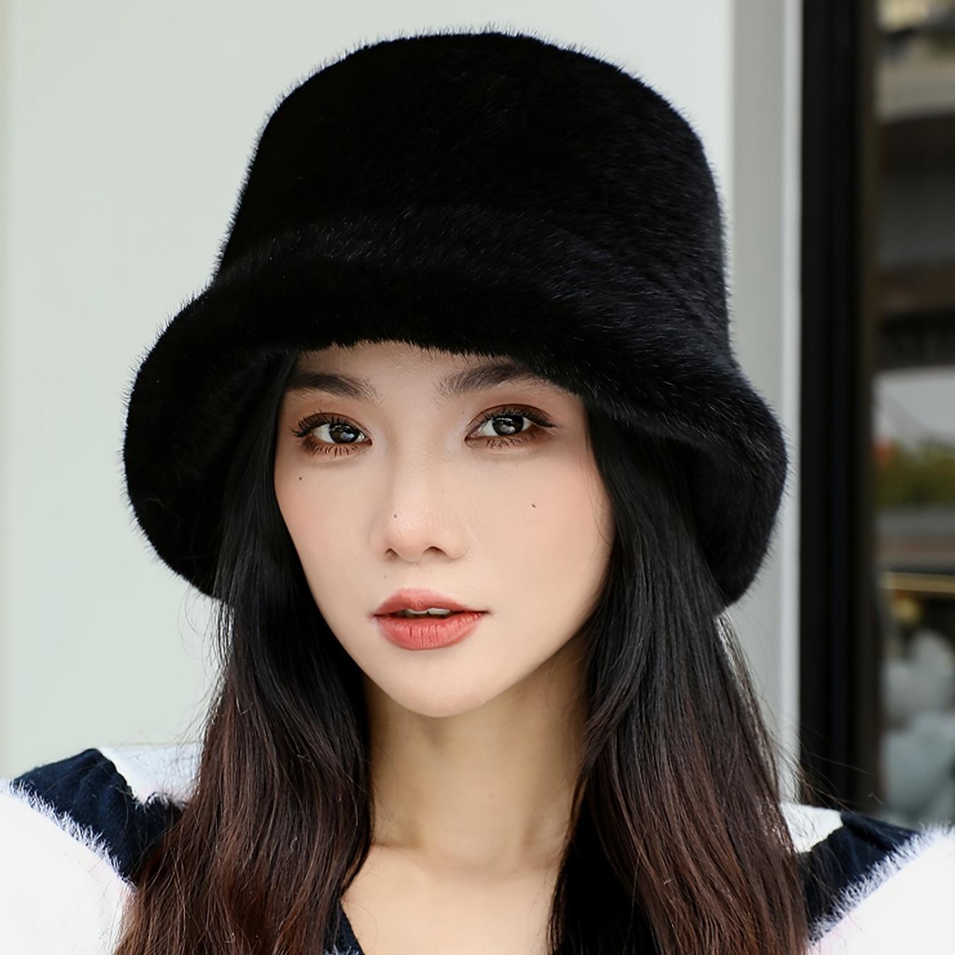 

Элегантная женская панама из искусственного меха — уютная и теплая зимняя шапка-рыбак с регулируемой металлической застежкой, идеально подходит для рождественских вылазок