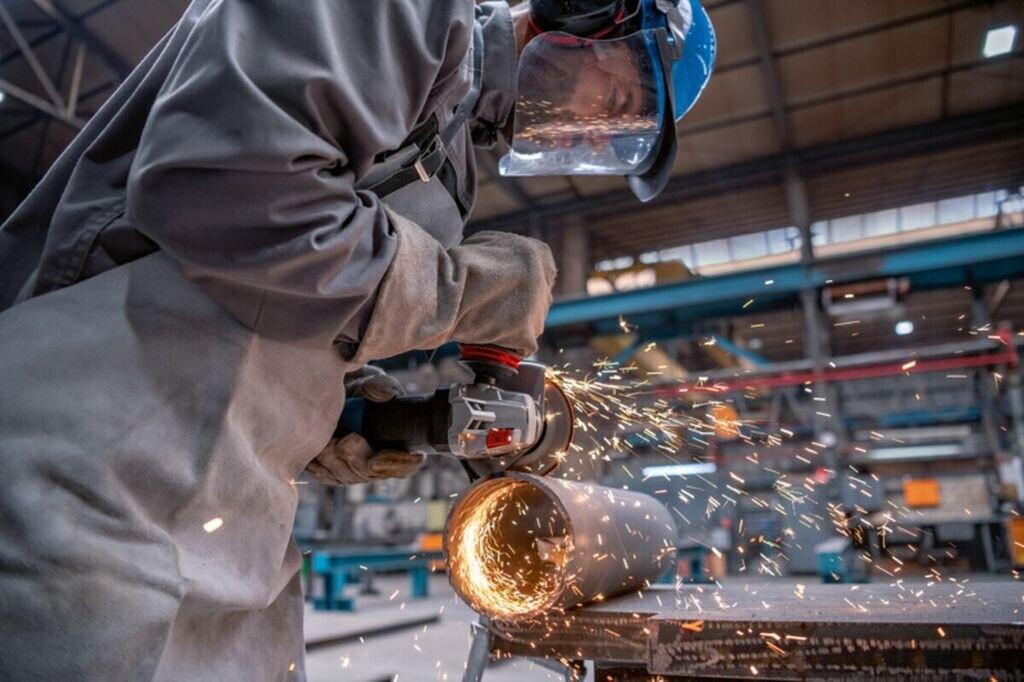 Angle Grinder Bosch Professional GWS 17-150 PS (06017D1600)