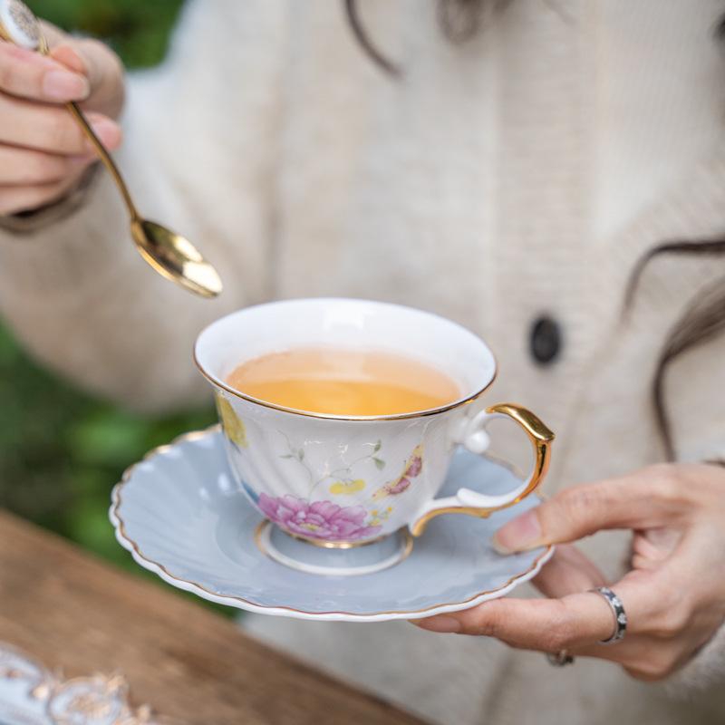 British Afternoon Tea Set, Bone China Coffee Cup Saucer Flower Teapot, High-End Exquisite Ceramic Home Gift