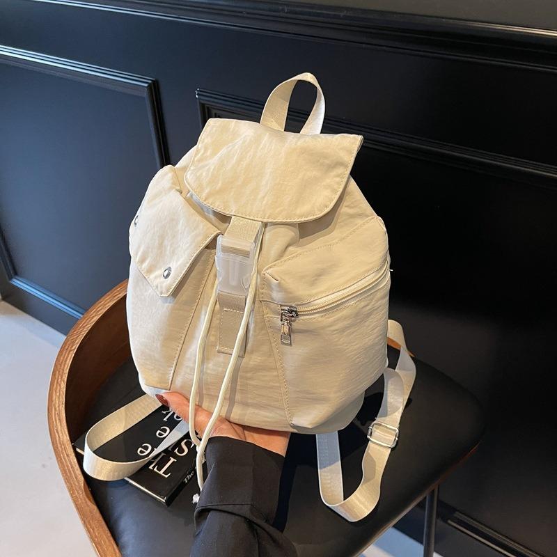 Casual Backpack Women's New Fashion Shoulder Handbag Large Capacity Lightweight Travel Oil Backpack
