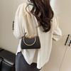 Hot Sell Shimmery Plain Bodied Box Style Handheld Evening Bag Pearl Butt Exudes Clean Elegant Ladylike Grace At Parties
