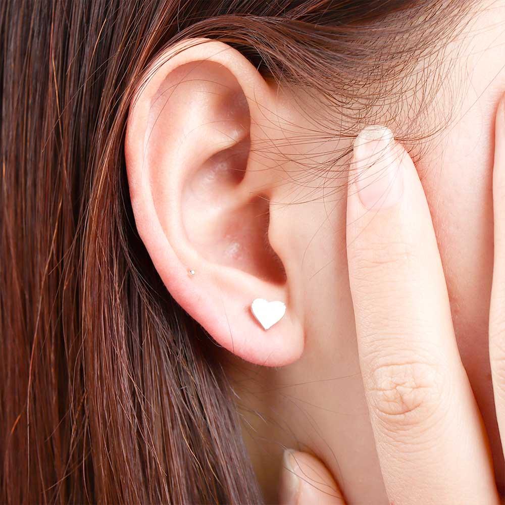 

Fashion Cartilage Ear Studs Lip Piercing Ear Studs Bar Jewelry Helix Earrings Tragus